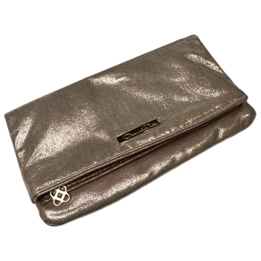 Oscar de la Renta Clutch Foldover Zipper Cocktail Purse Luxe Metallic Rose Gold